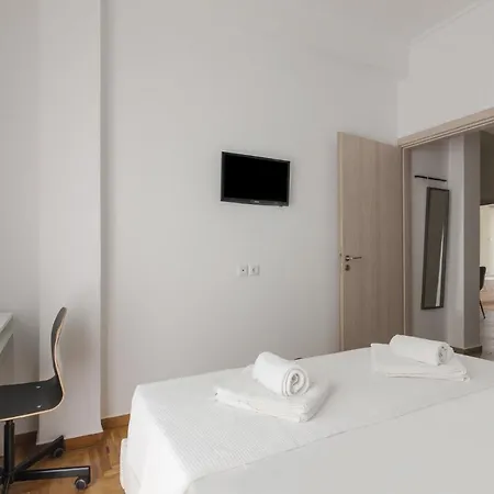 αpartment ιn τhe ηeart οf *